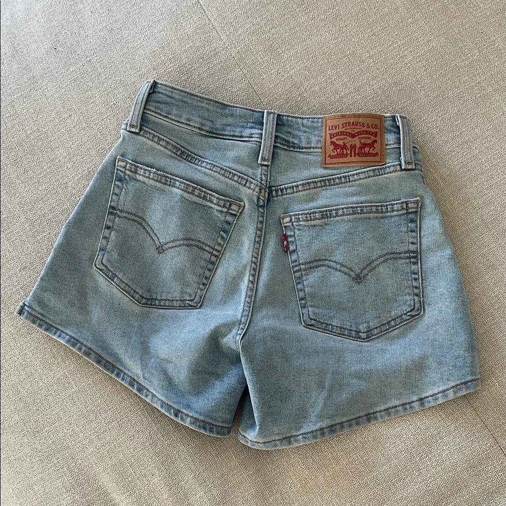 Levi's Women's Light Wash Denim Shorts a-line